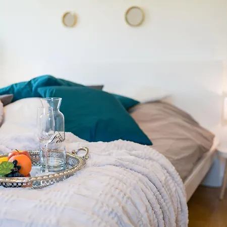 Helle 80m 3-zimmer Naehe Salzburg By Interhome Apartment Freilassing